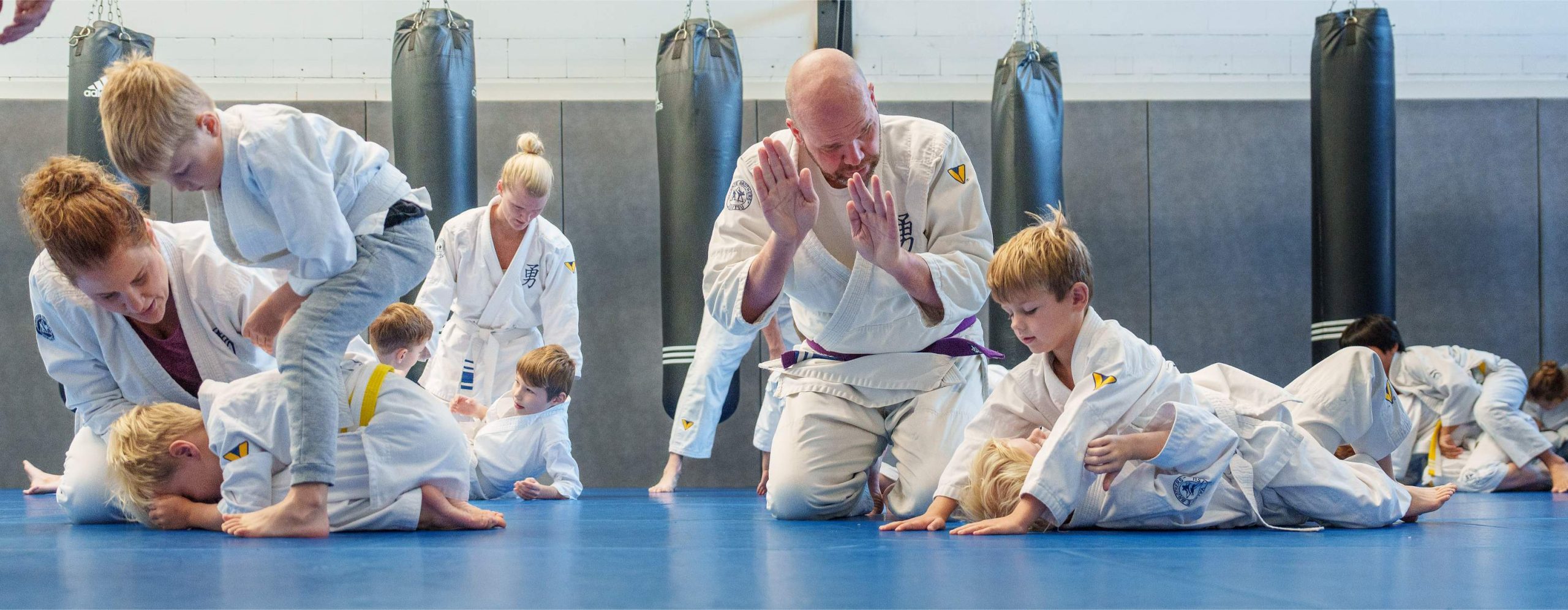 Is een kind van 6 jaar oud genoeg om te leren kickboksen?